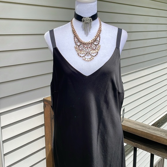 Gorgeous Black Satin Gown by Express - Picture 3 of 17